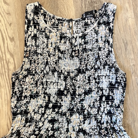 Club Monaco dress - Picture 3 of 16